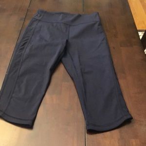 Lululemon workout Capri pants
